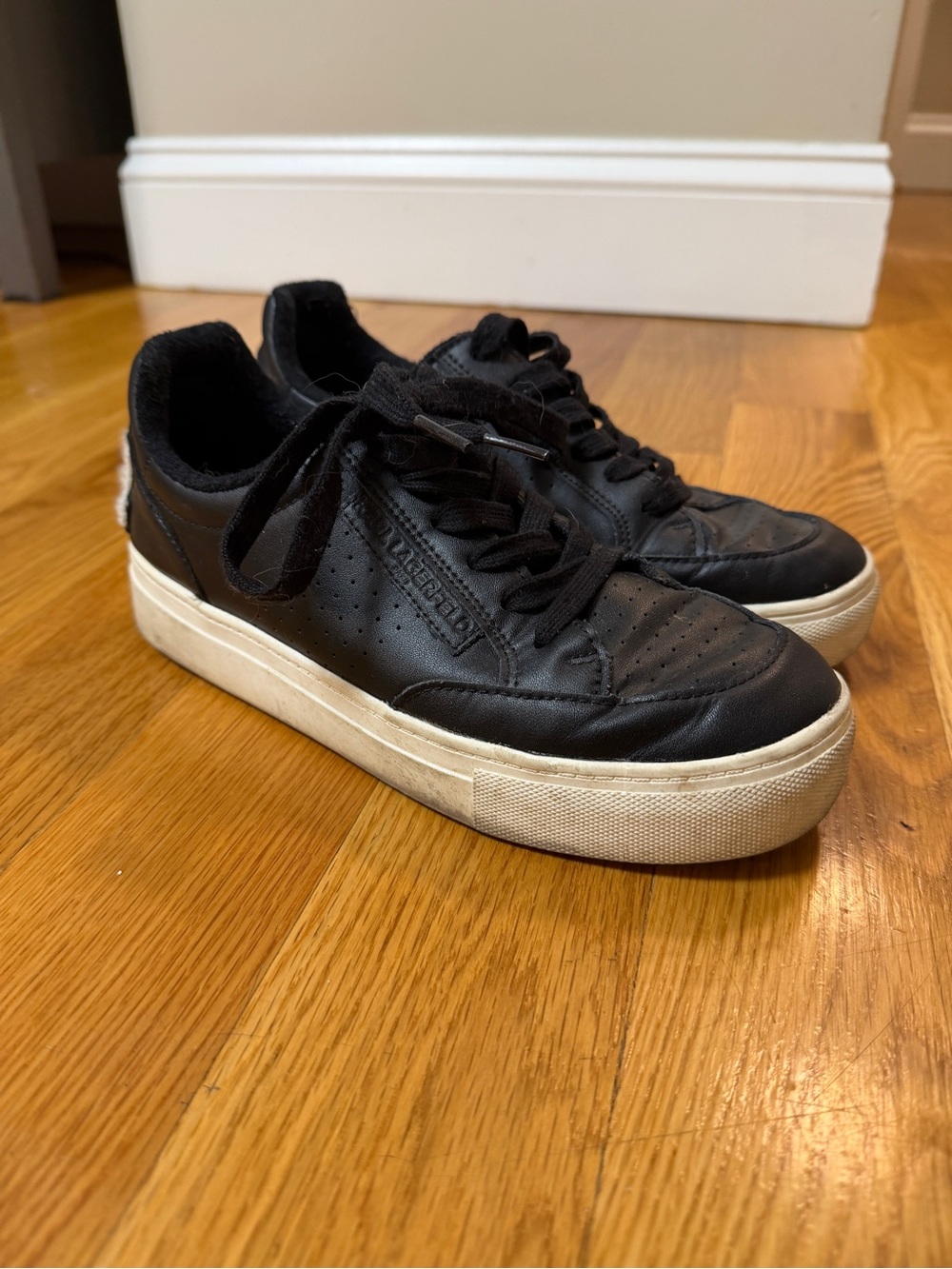 Karl Lagerfeld Black Leather Low-Top Sneakers with White Platform Sole